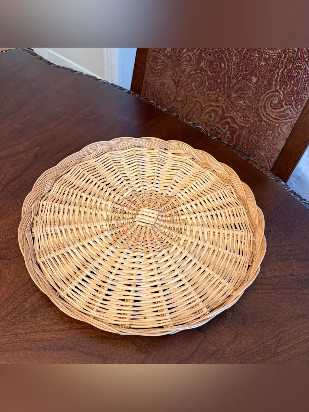Vintage Woven Round Serving Basket Tray / Rattan Charger - Natural Tan